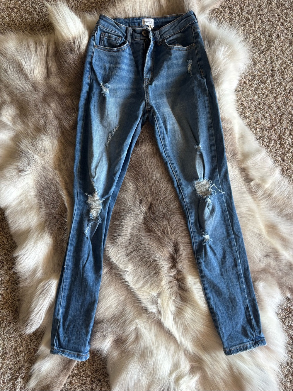 Distressed Mid-Blue Women's Skinny Jeans - Picture 1 of 5